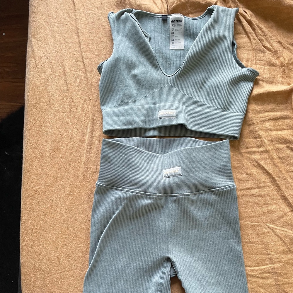 Bo + Tee set